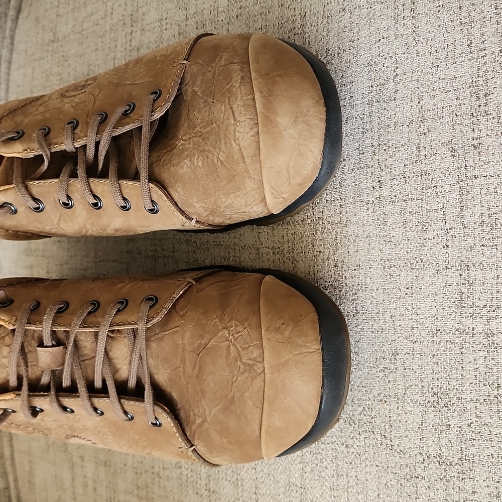 Timberland Smart Waterproof Tan Shoes - Picture 2 of 11